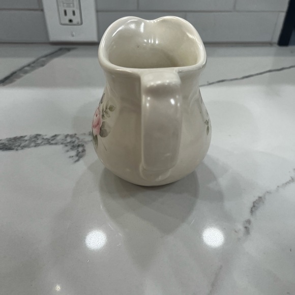 Pfaltzgraff Pottery Tea Rose Creamer, Pink Roses, 1 Cup Handled Server, Pitcher - Picture 7 of 9